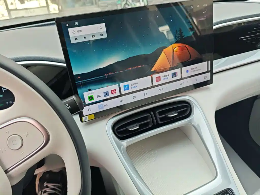 Geely Galaxy Starwish 2026 — фото 13
