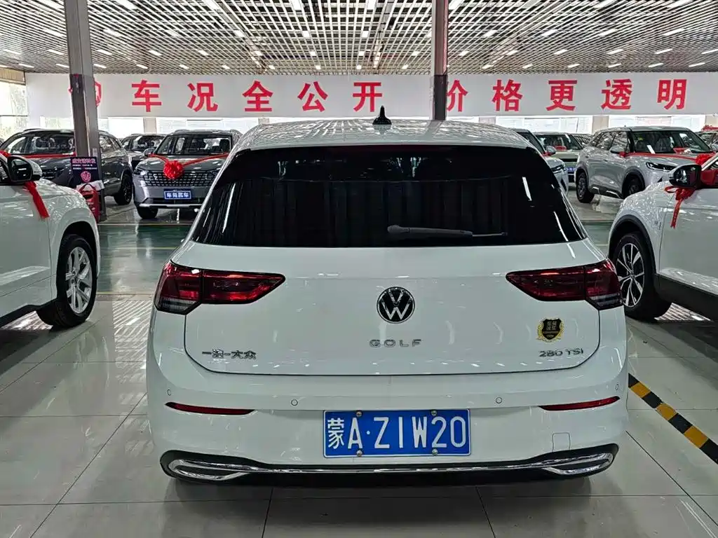 Volkswagen Golf 2023