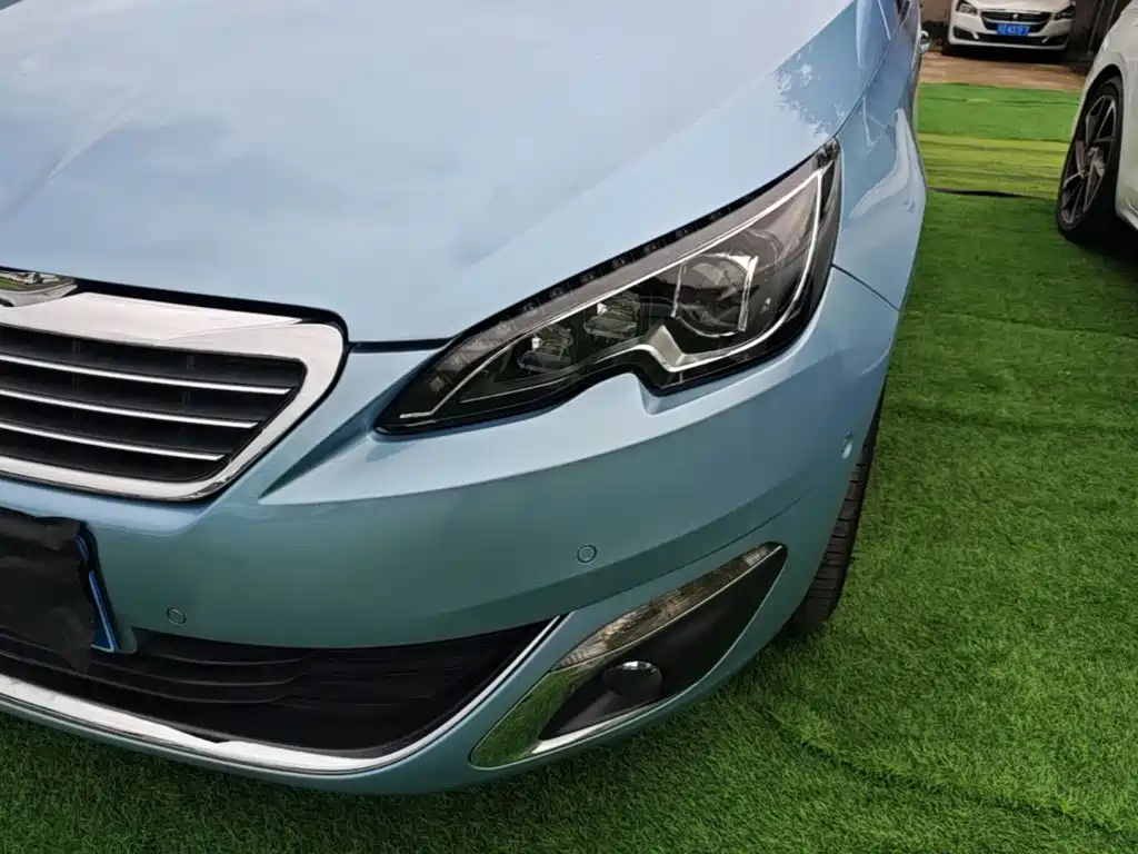 Peugeot 308S 2016 — фото 24