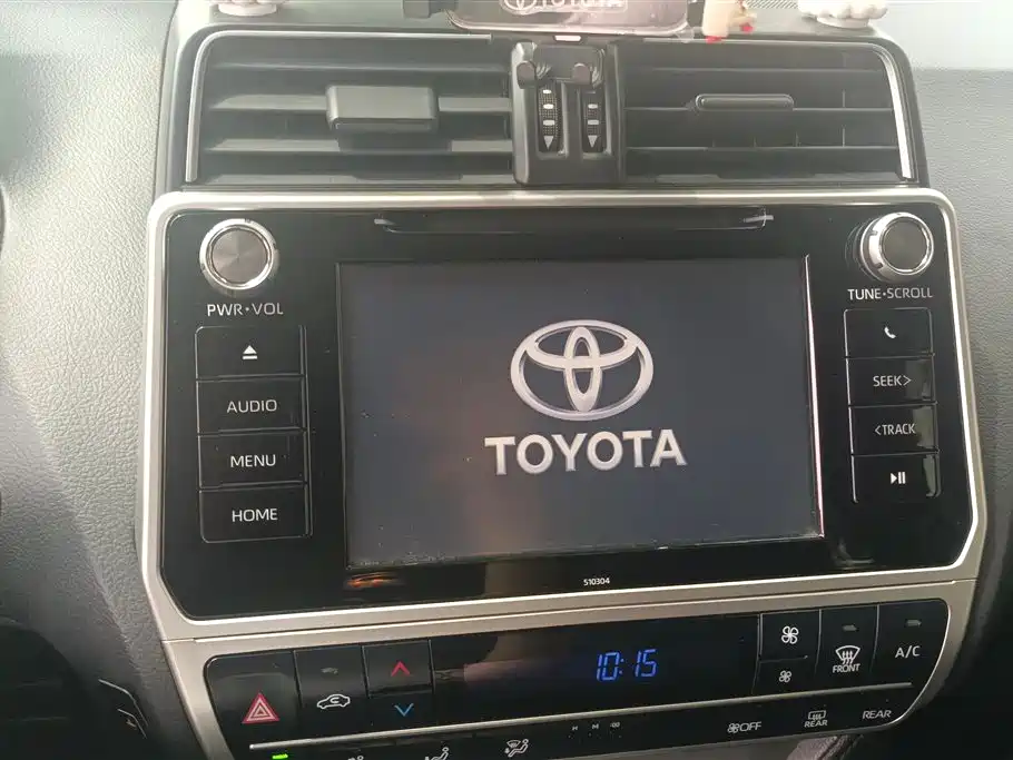 Toyota Prado 2019 — фото 13