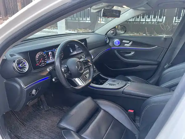 Mercedes-Benz E-Class 2016