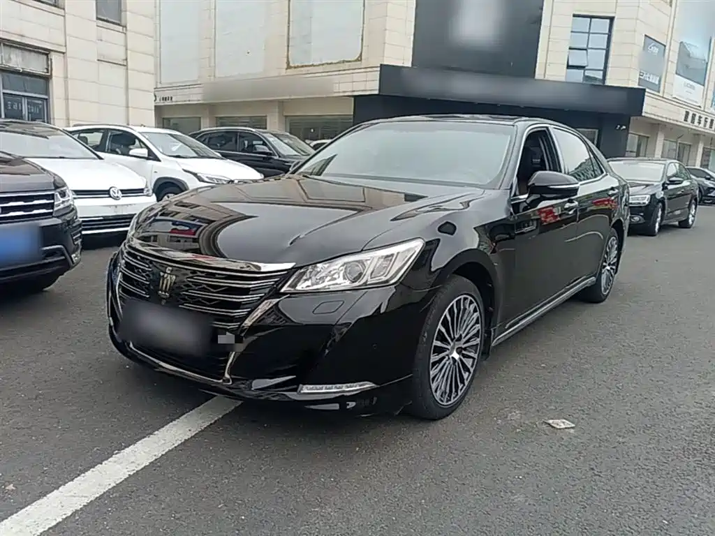 Toyota Crown 2019 — фото 2
