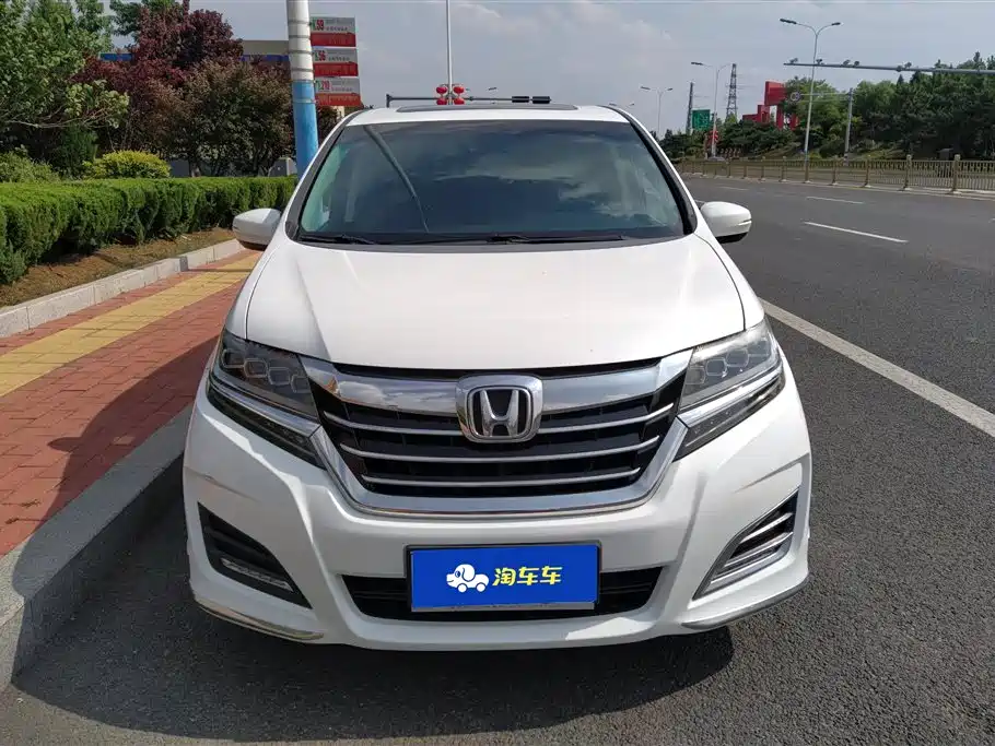 Honda Elysion 2017
