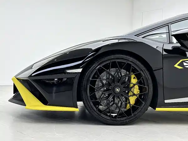 Lamborghini Huracan 2022
