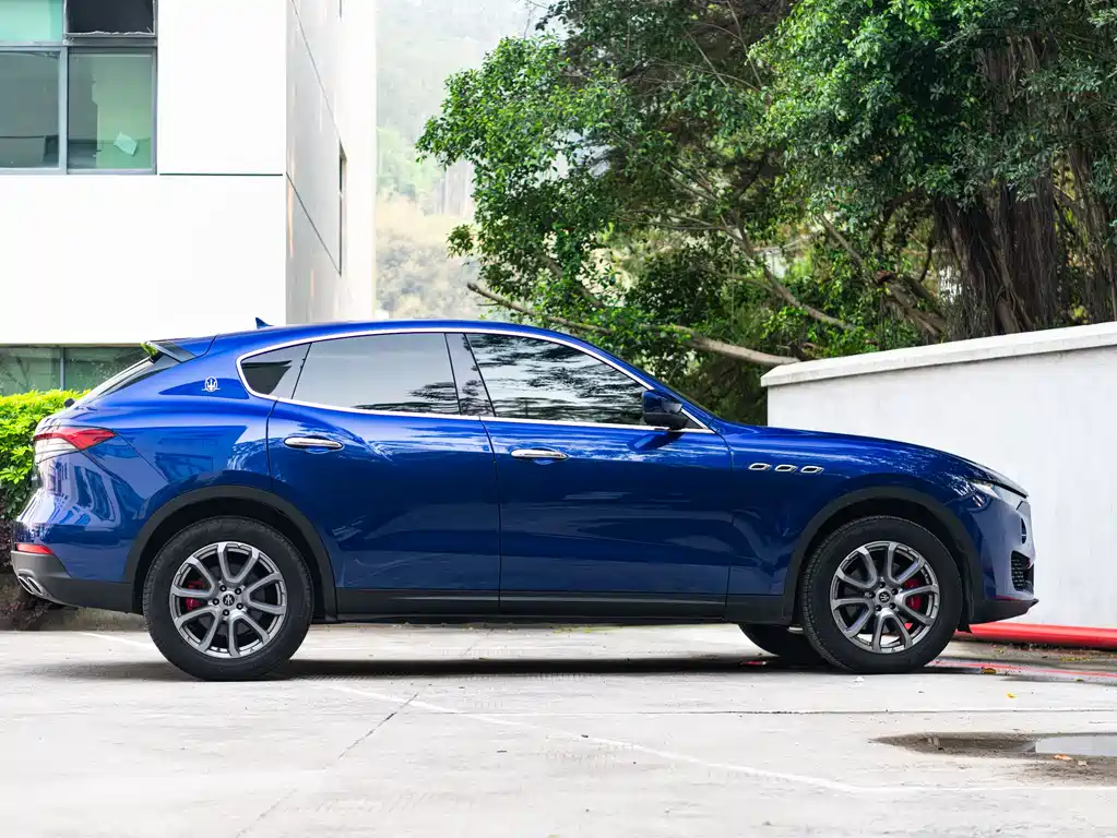 Maserati Levante 2021 — фото 10