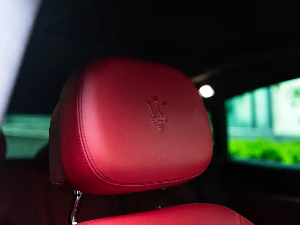 Maserati Levante 2021 — фото 21