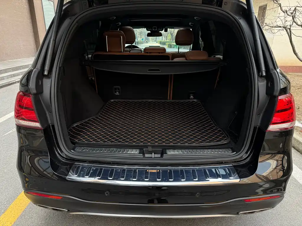 Mercedes-Benz GLE AMG 2017 — фото 25