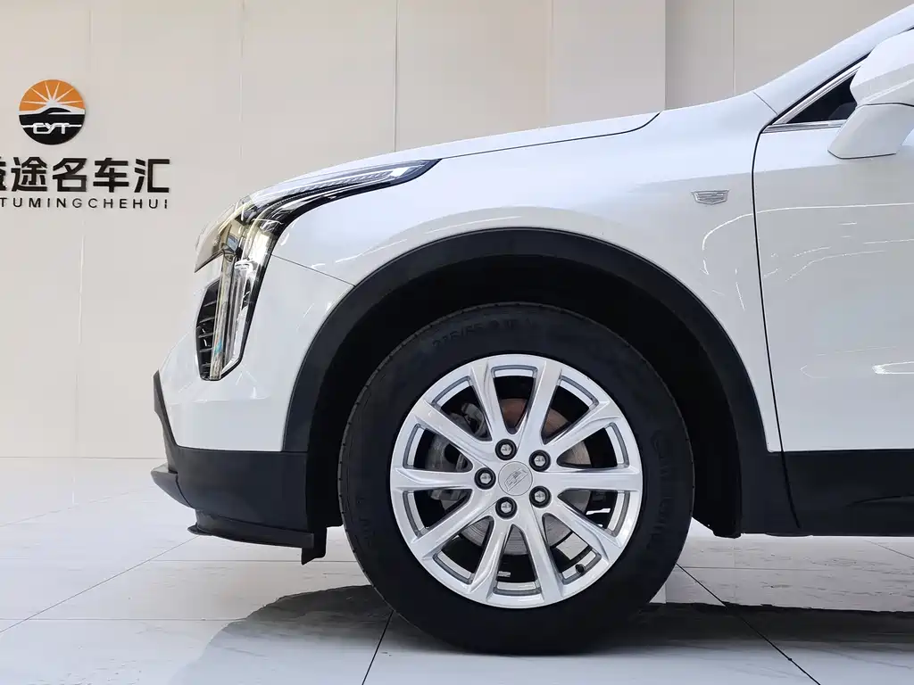 Cadillac XT4 2021 — фото 18