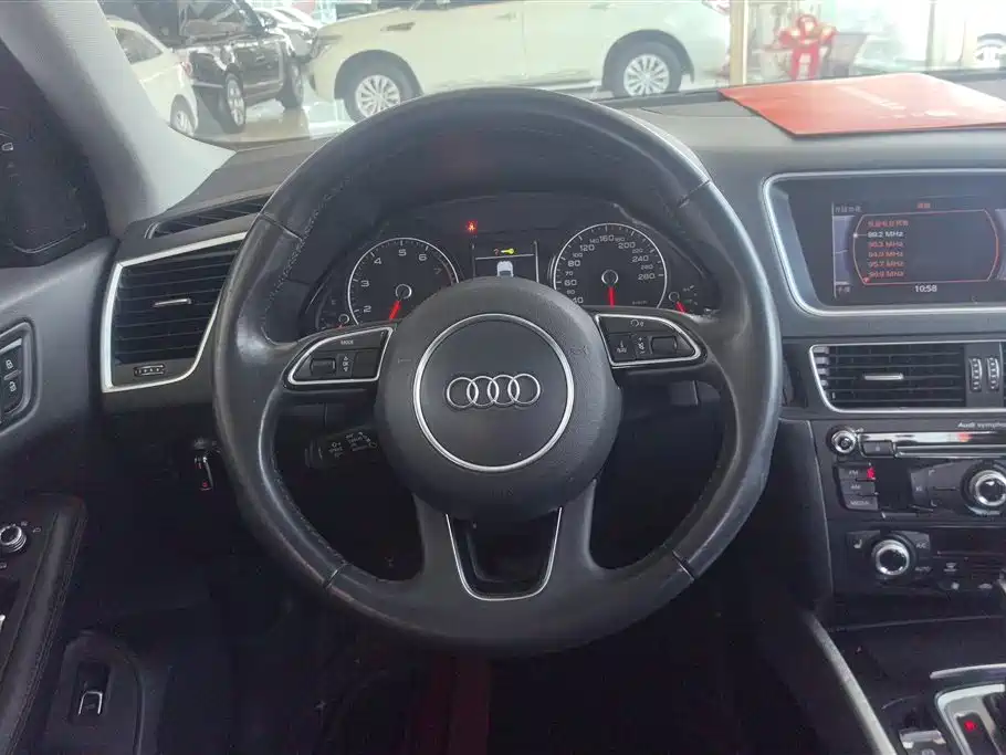Audi Q5 2018 — фото 15