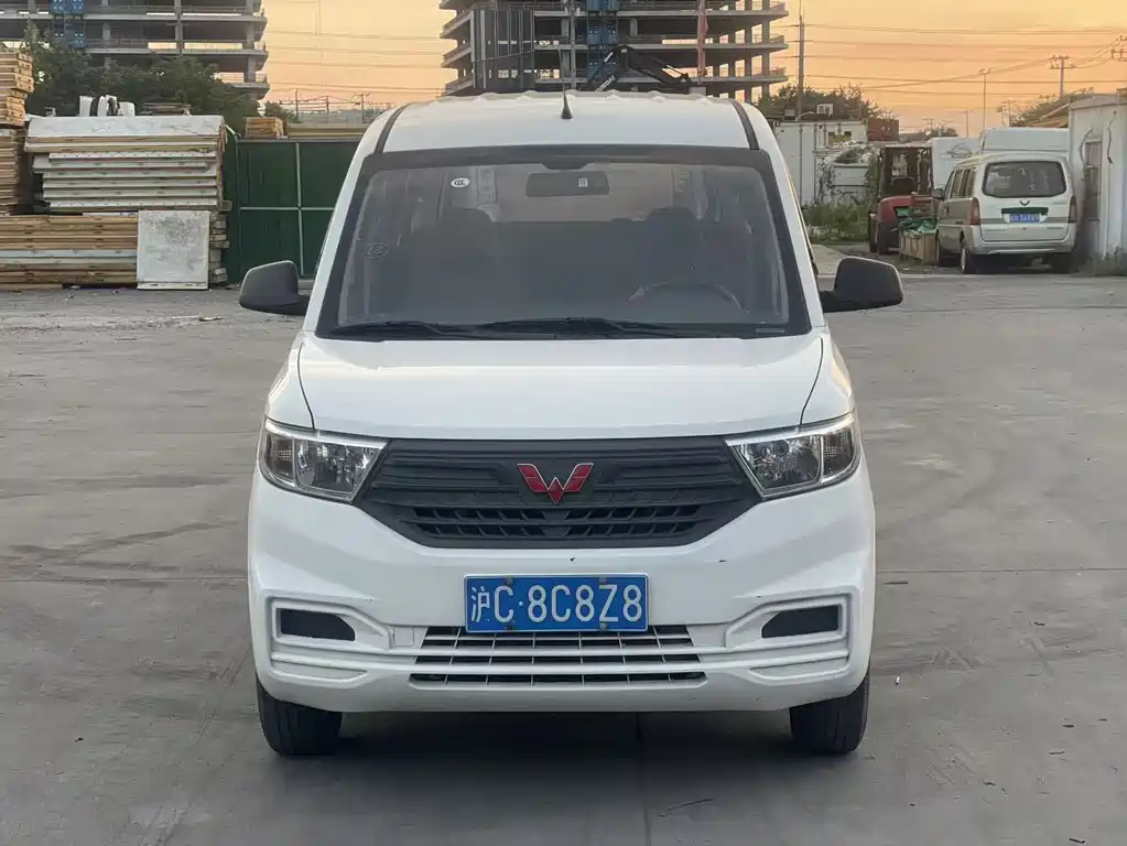Wuling Hongguang V 2021
