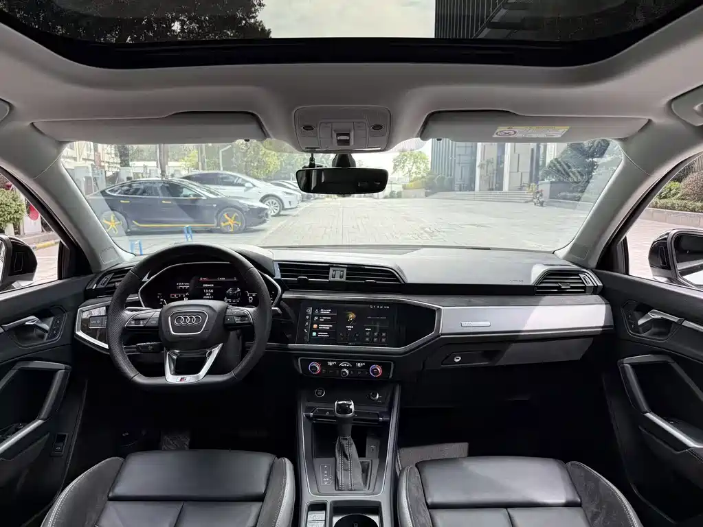 Audi Q3 Sportback 2022 — фото 5