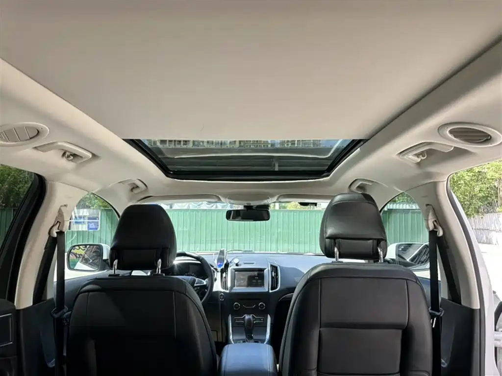 Ford Edge 2015 — фото 19