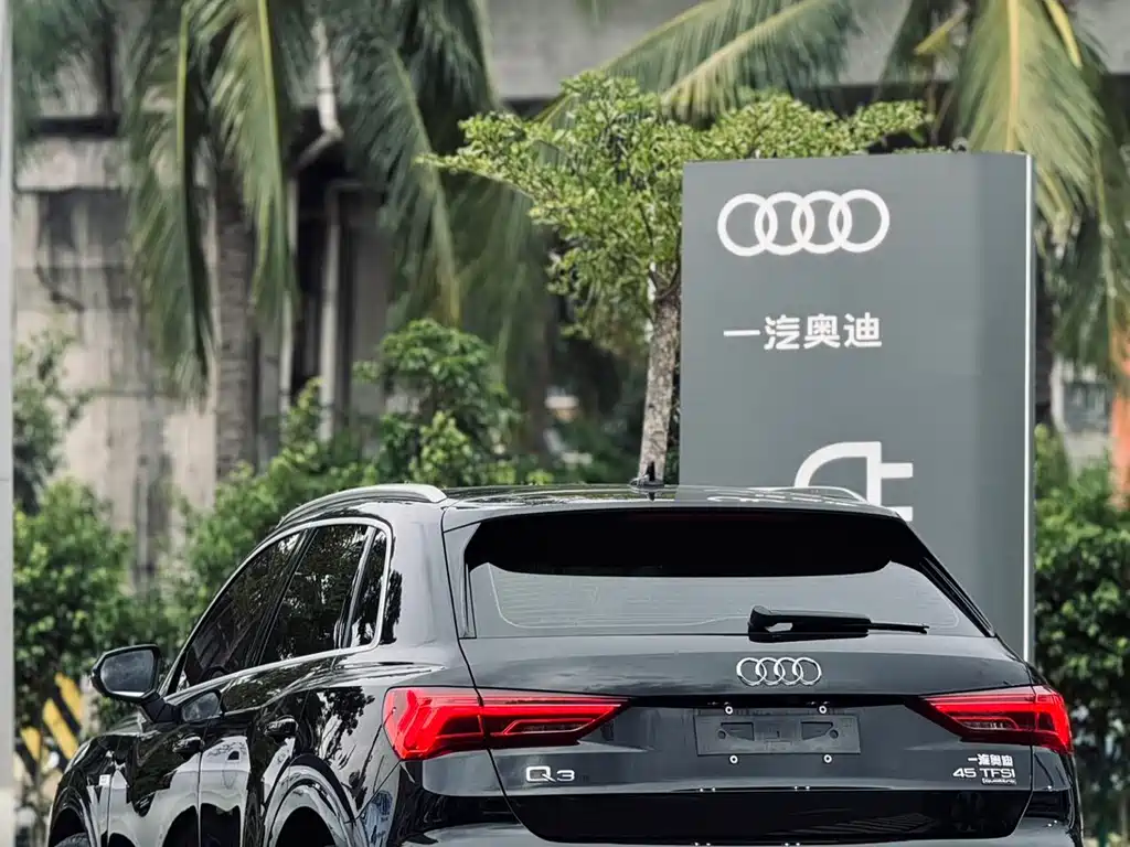 Audi Q3 2022 — фото 17