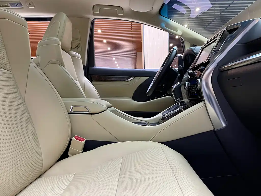Toyota Alphard 2019