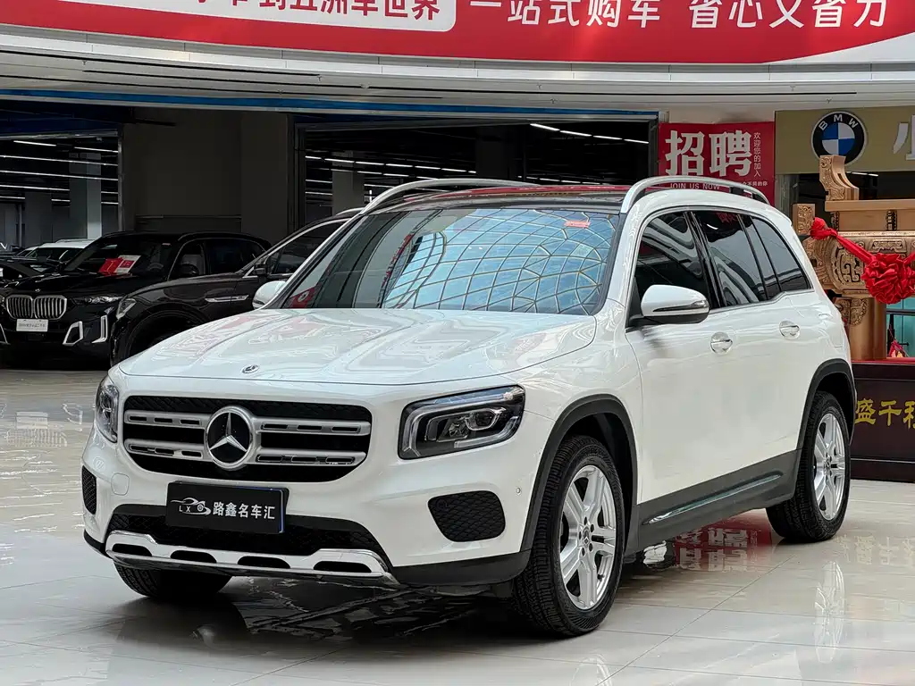 Mercedes-Benz GLB 2021