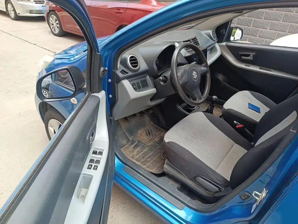 Suzuki Alto 2018 — фото 13