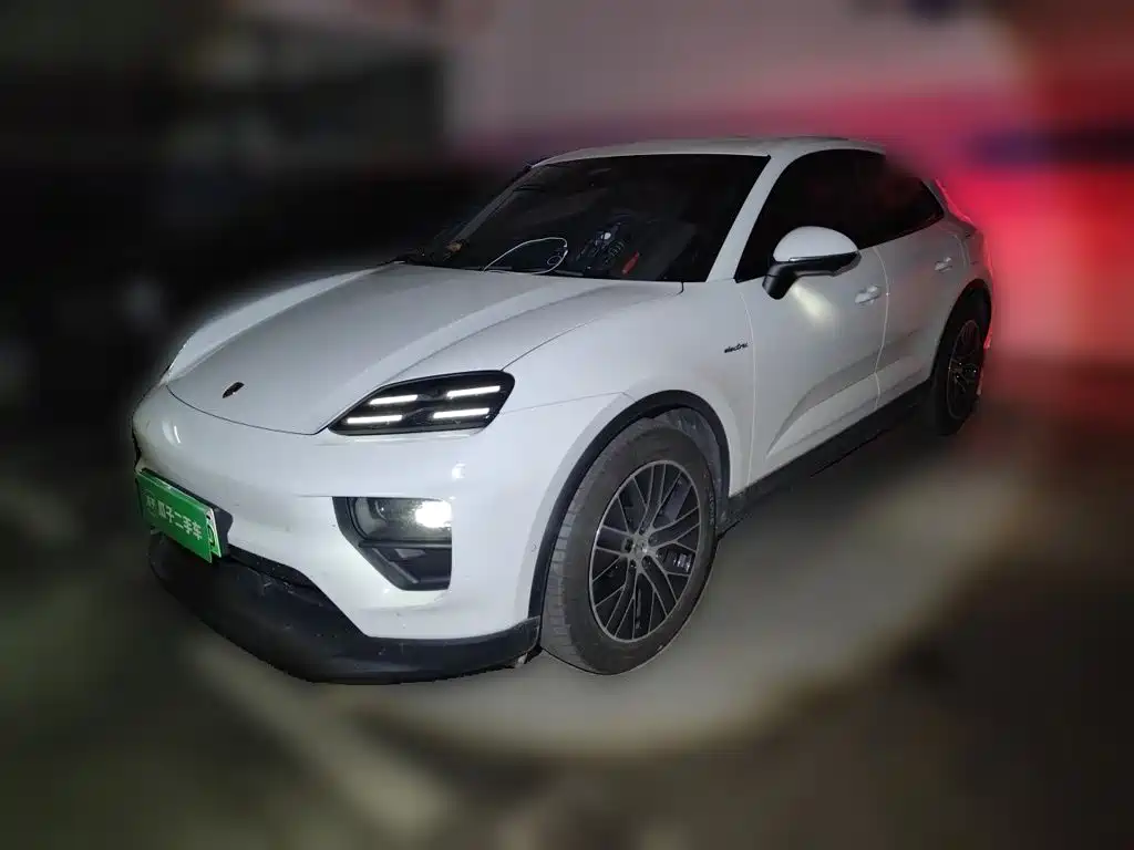 Porsche Macan EV 2026