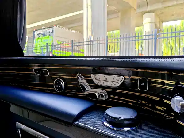 Mercedes-Benz V-Class 2021