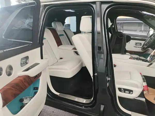 Rolls-Royce Cullinan 2018