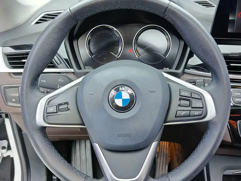 BMW X1 2023 — фото 13