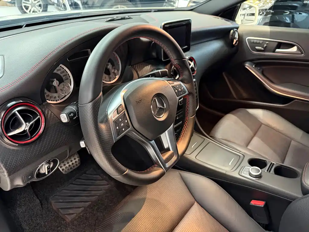 Mercedes-Benz A-Class 2016