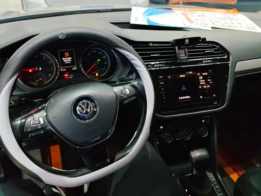Volkswagen Tiguan L 2019 — фото 12
