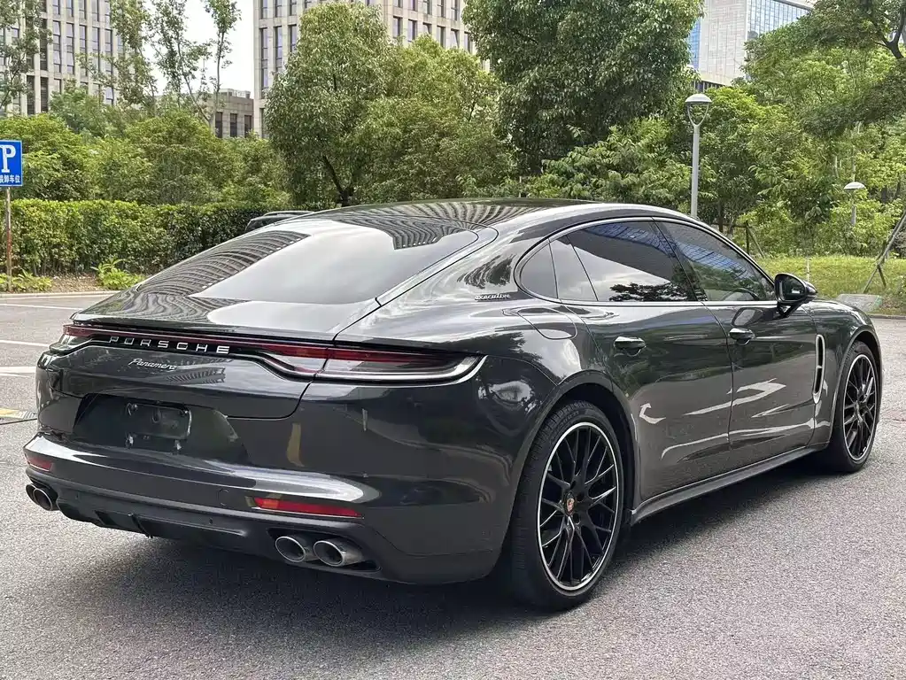 Porsche Panamera 2021 — фото 14