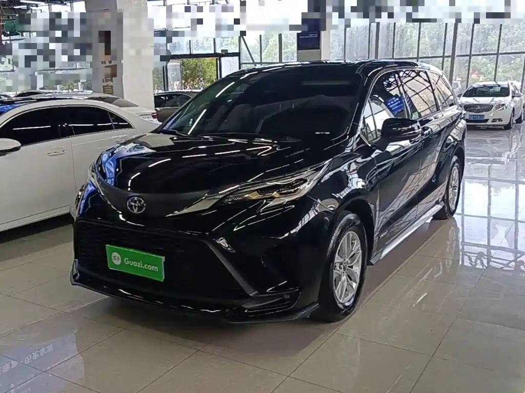 Toyota Granvia 2024 — фото 2