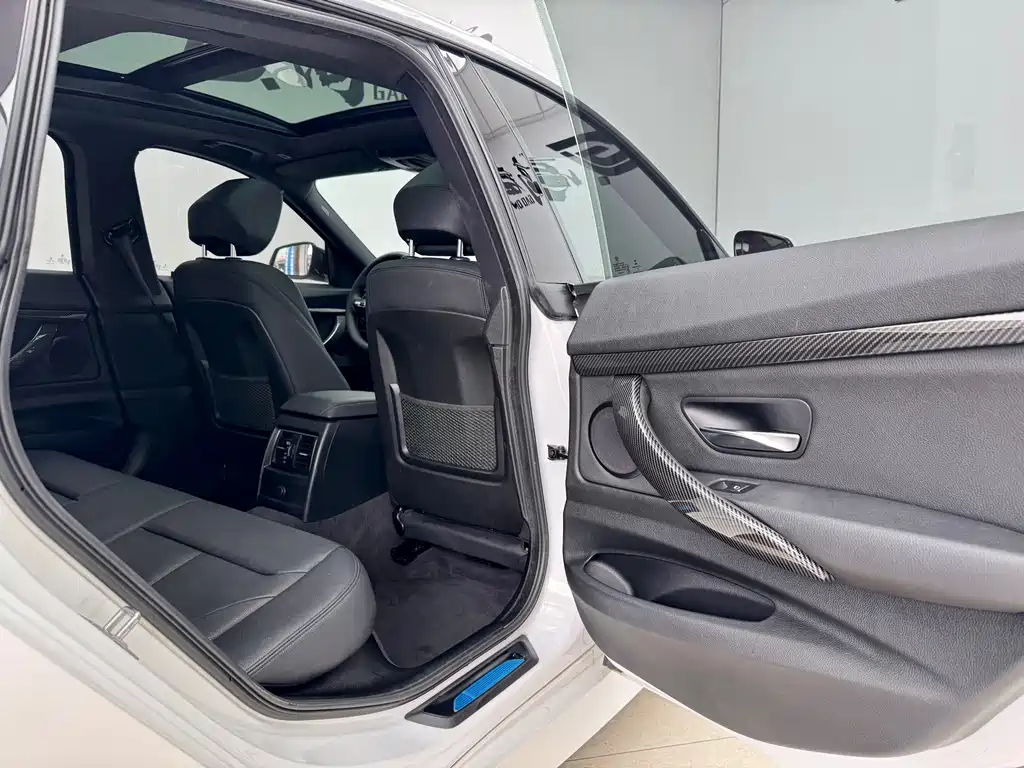 BMW 3 Series GT 2020 — фото 10
