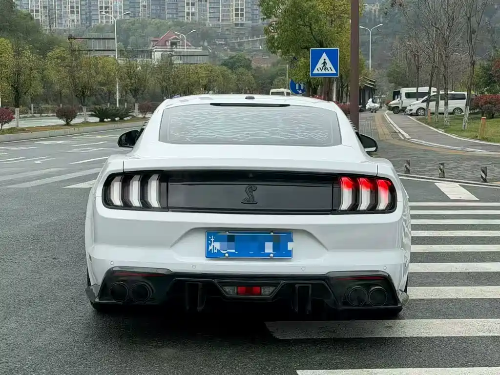 Ford Mustang 2019 — фото 5