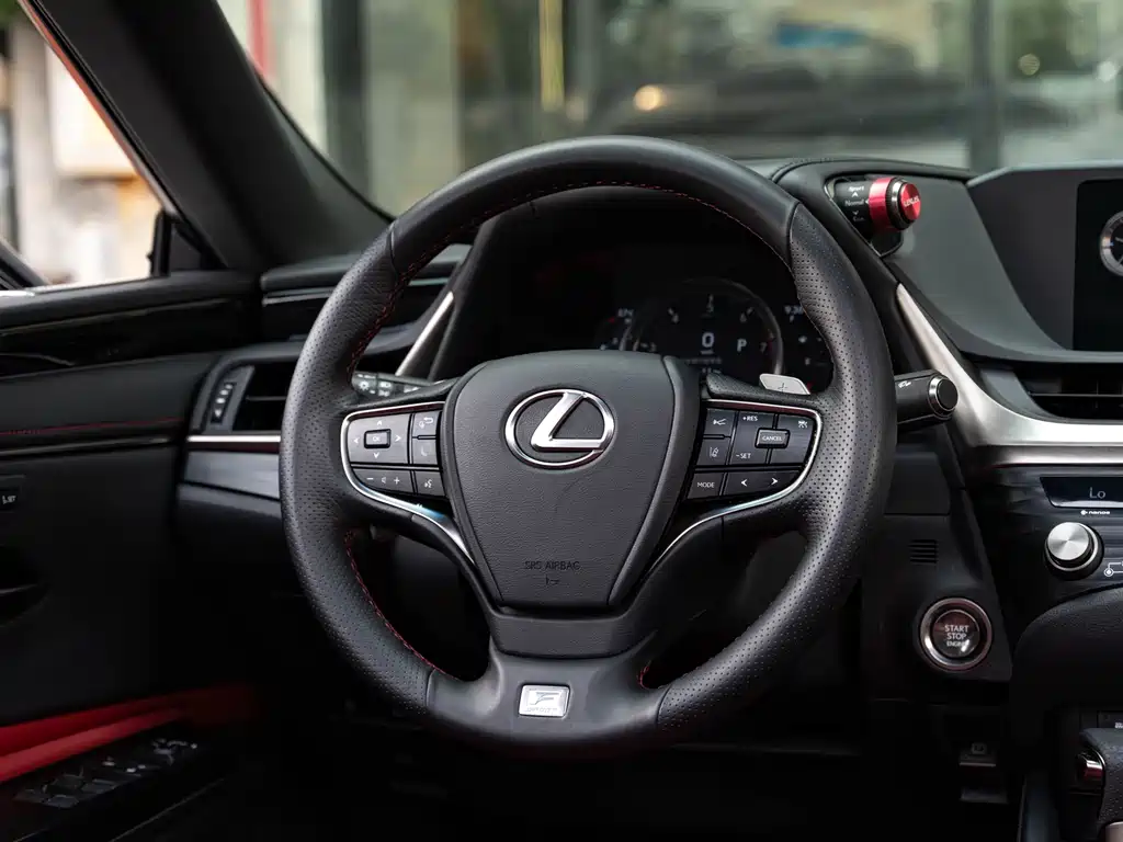 Lexus ES 2021 — фото 14