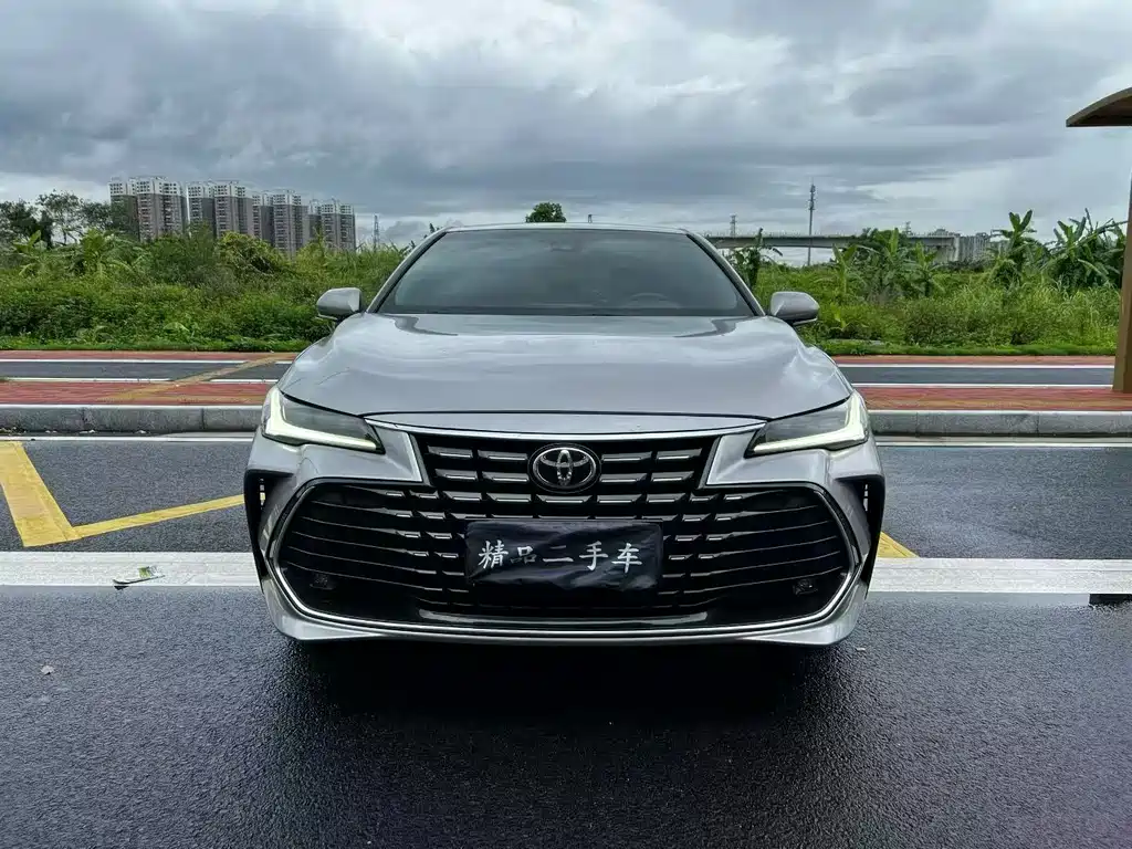 Toyota Avalon 2022 — фото 2