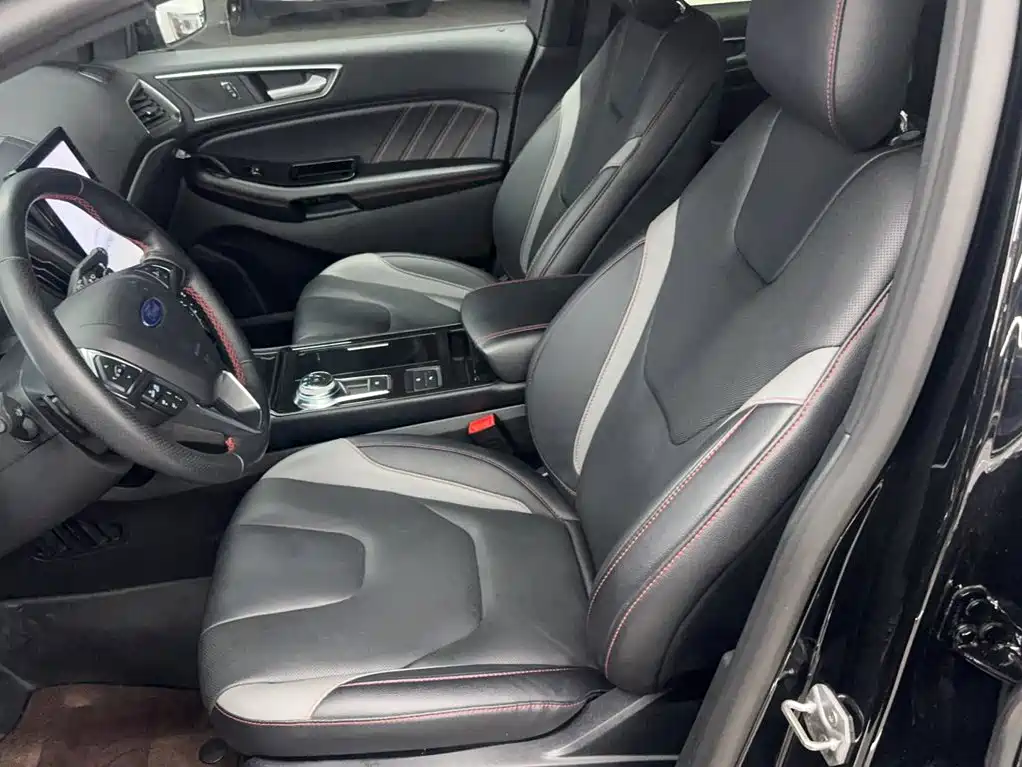 Ford Edge 2019 — фото 11