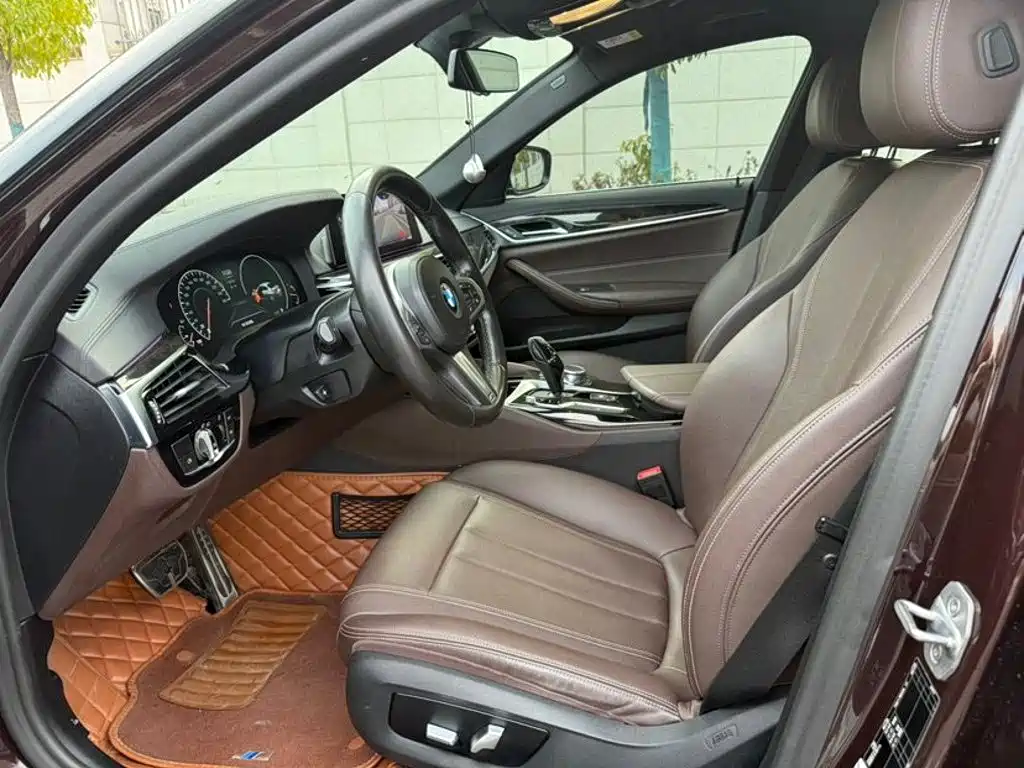 BMW 5 Series 2019