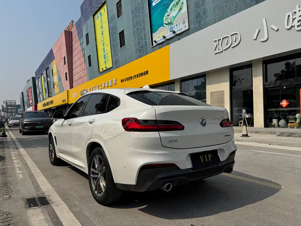 BMW X4 2020 — фото 12