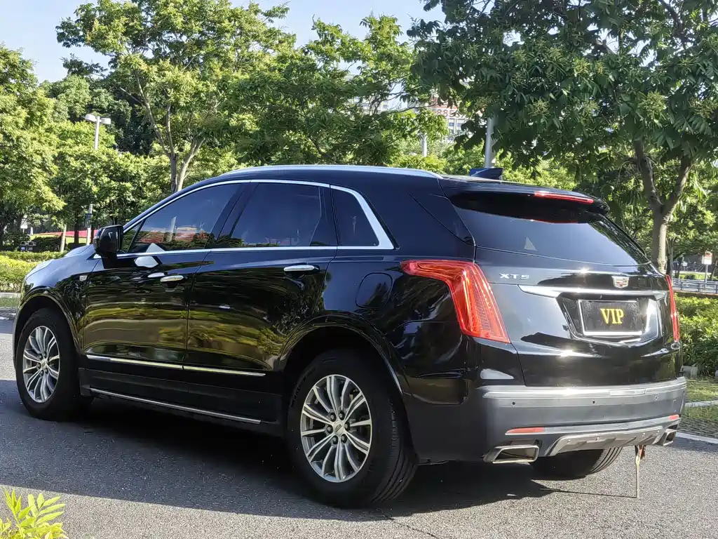 Cadillac XT5 2016 — фото 4