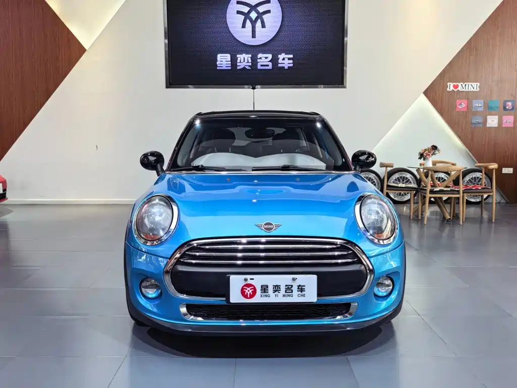 MINI Mini 2019