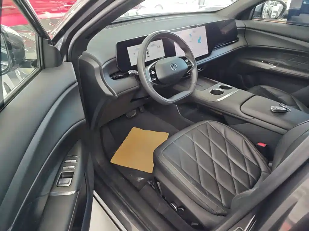 Changan CS75PLUS 2025 — фото 16
