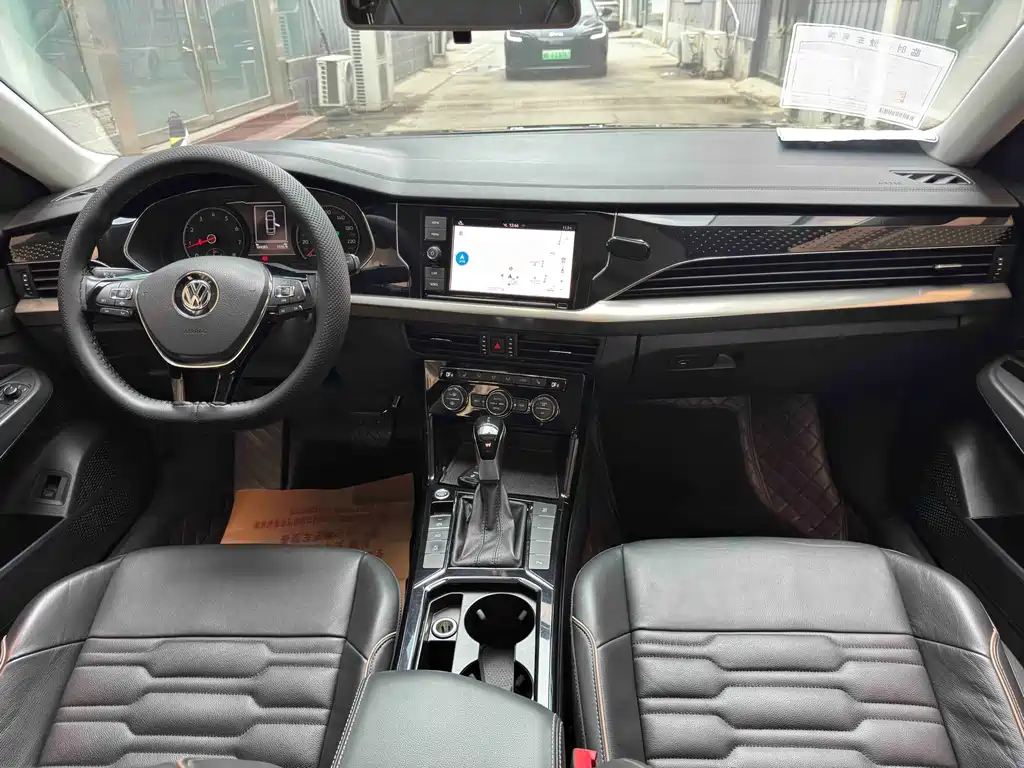 Volkswagen Passat 2019 — фото 10