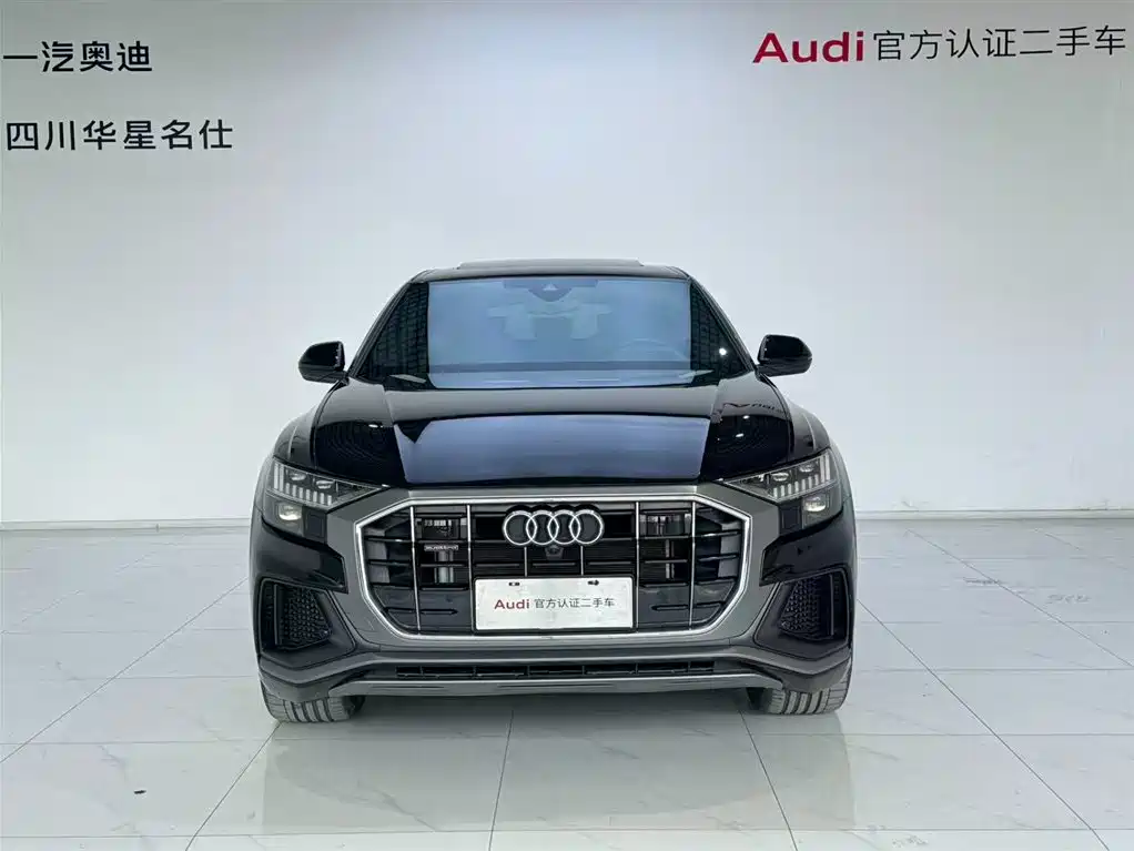 Audi Q8 2023 — фото 3