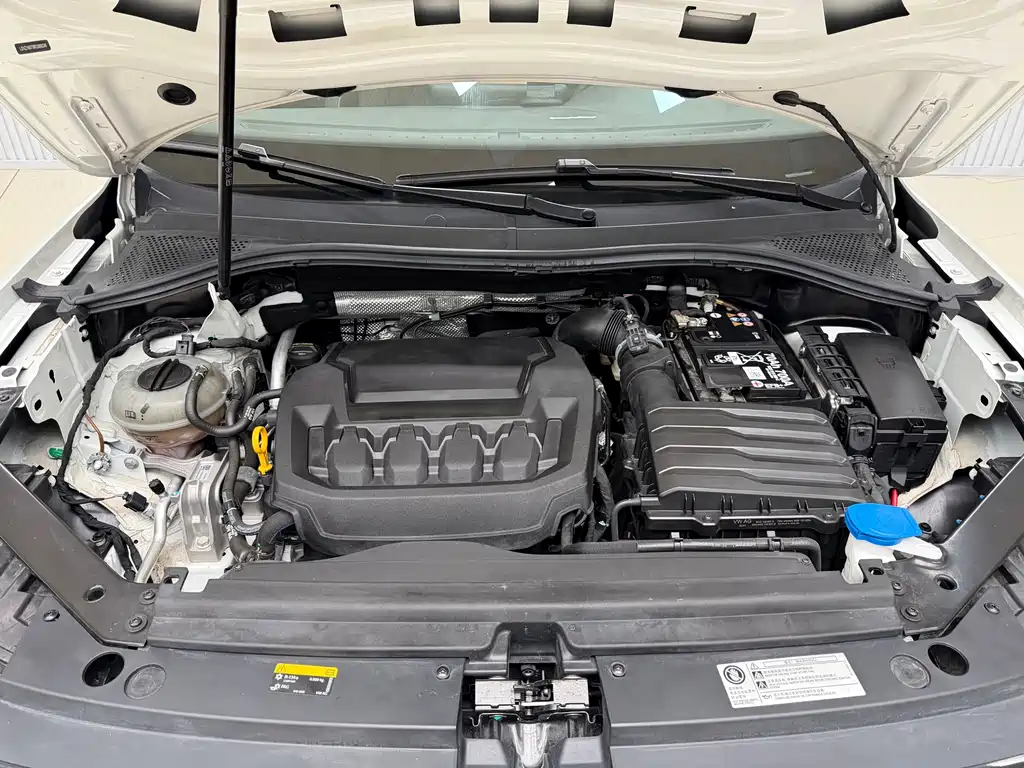 Volkswagen Tiguan L 2025