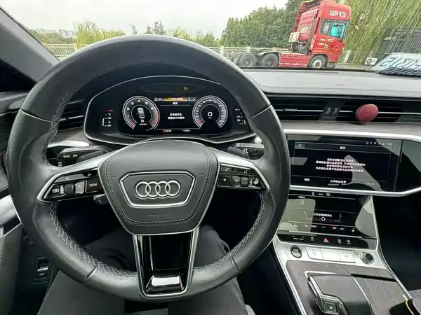 Audi A6L 2023