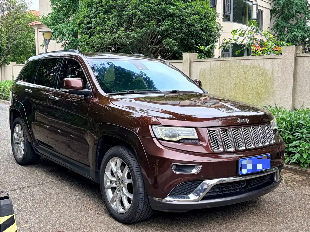 Jeep Grand Cherokee 2014 — фото 3