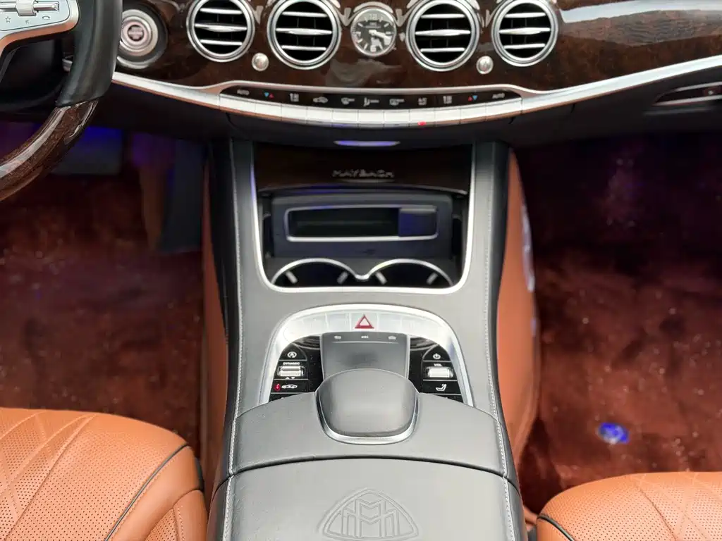 Mercedes-Benz Maybach S-Class 2021 — фото 15