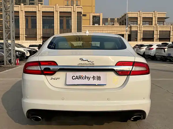 Jaguar XF 2014