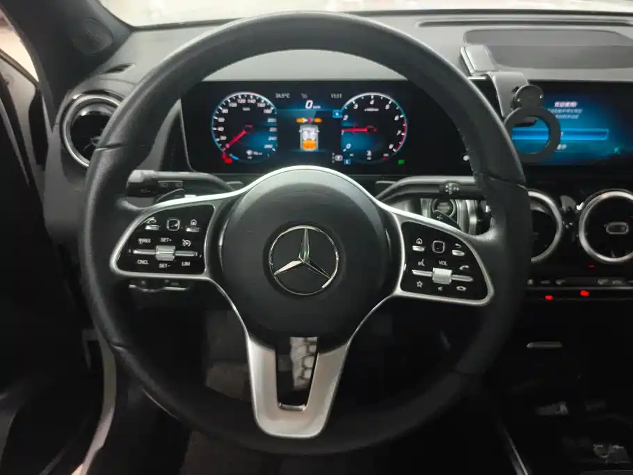Mercedes-Benz GLB 2020 — фото 15