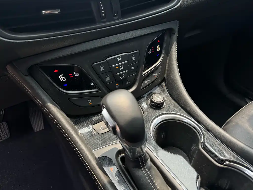 Buick Envision Plus 2015 — фото 12