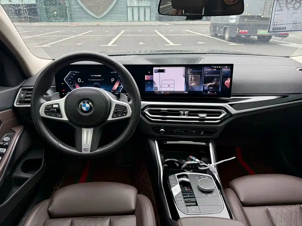 BMW 3 Series 2023 — фото 13