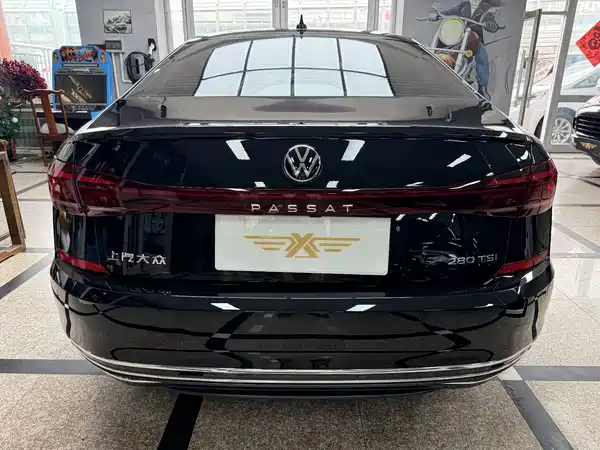 Volkswagen Passat 2024