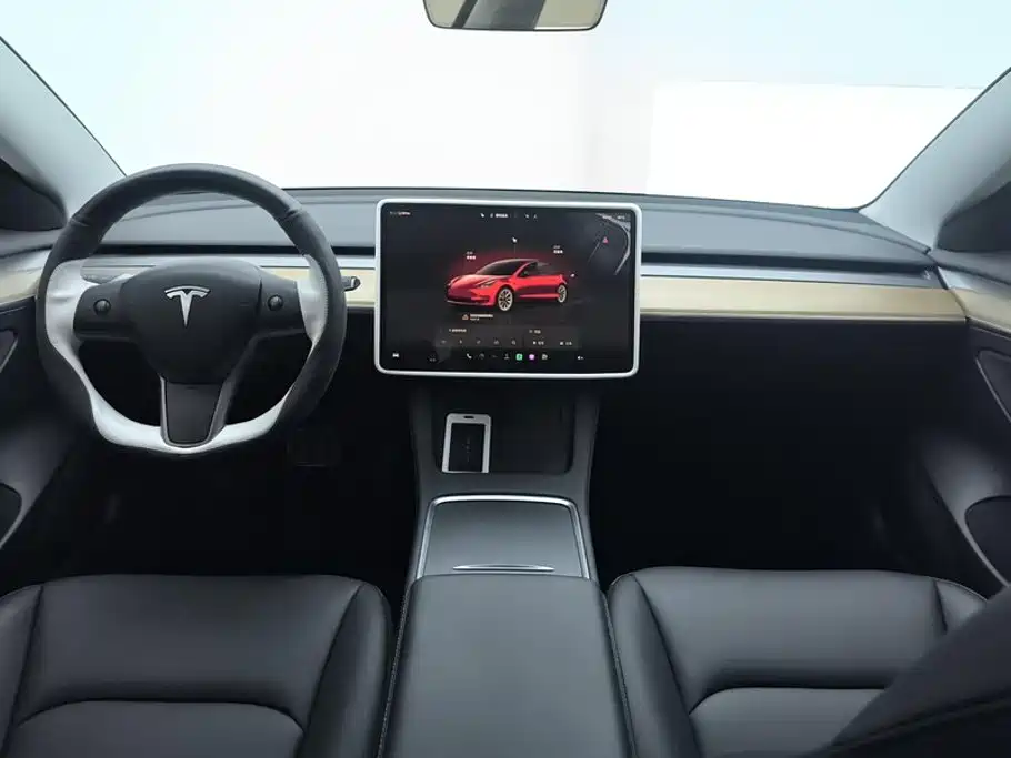 Tesla Model 3 2023 — фото 12
